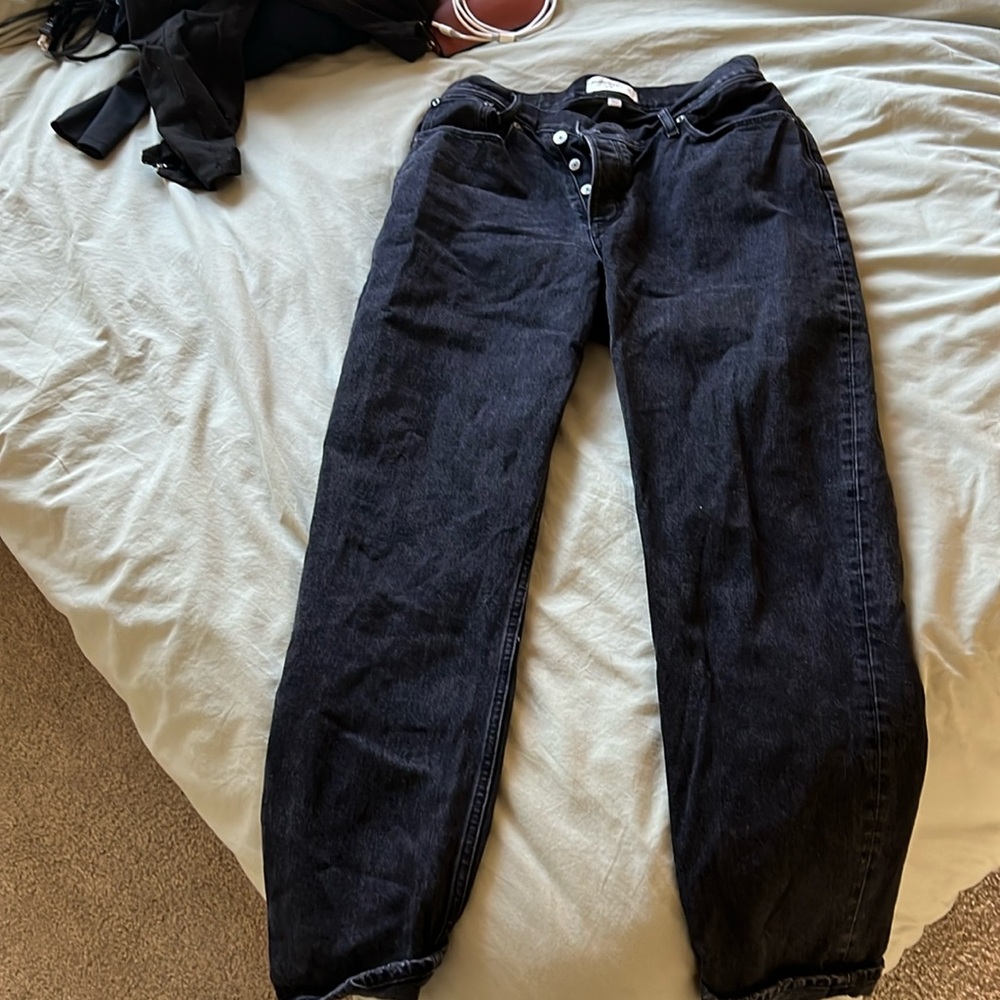 Great condition A&F curve love dad Jean size 8/29 regular